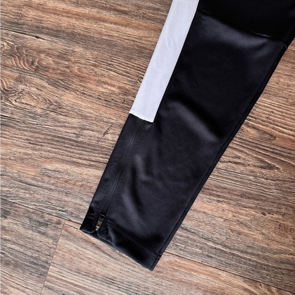 Jordan Men’s Zipper Tapered Black White Pants Jogger Large - Picture 4 of 4